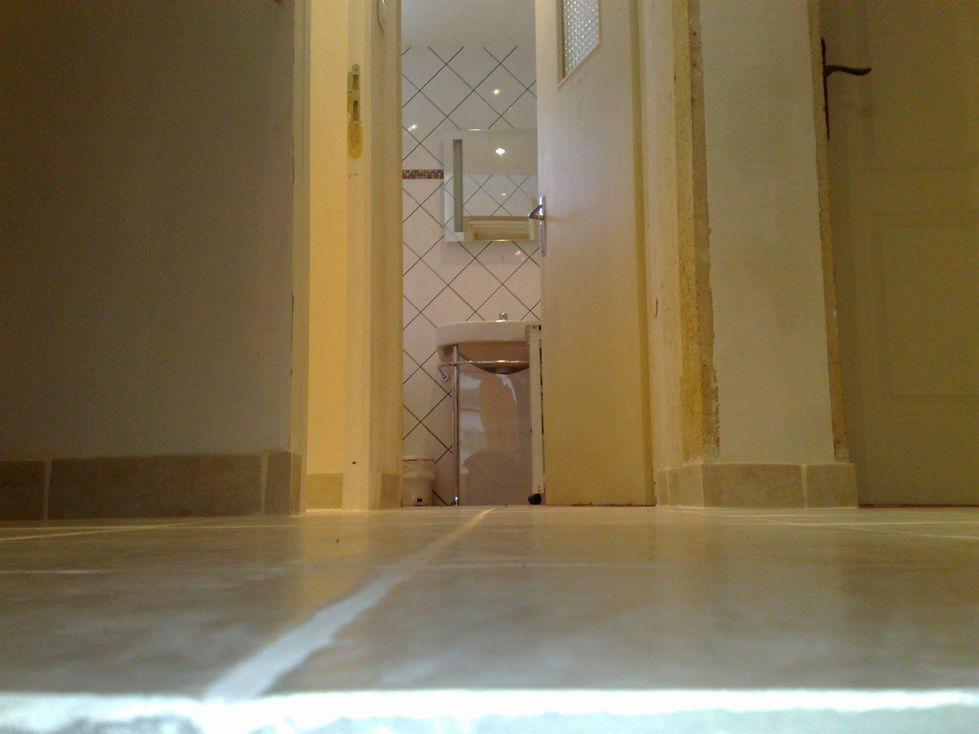 Cit'Hotel Le Mirage Istres Exterior foto